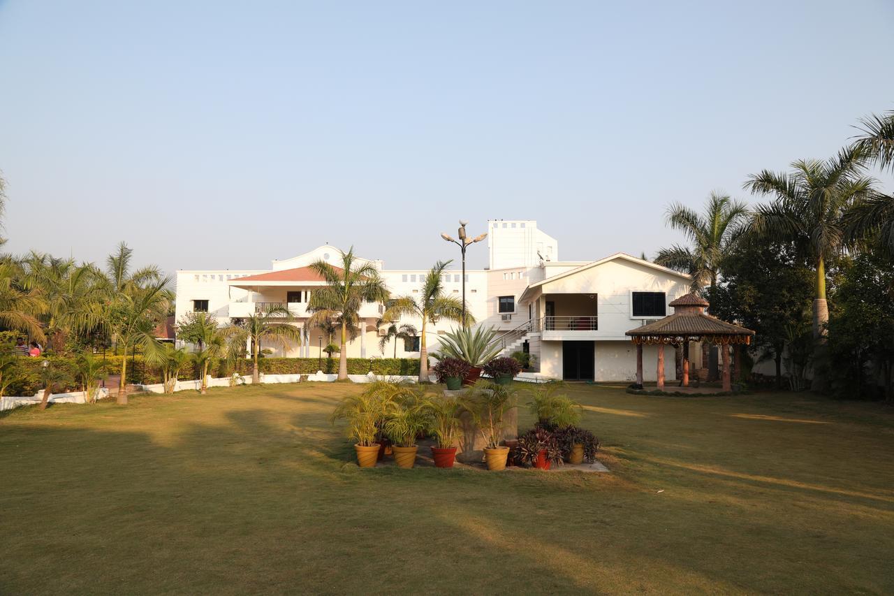 Swayam Resort Balangir Luaran gambar