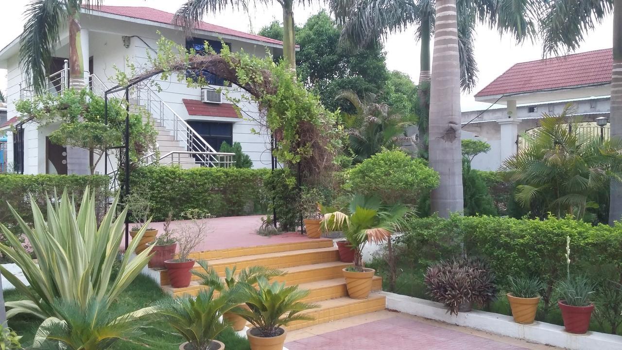 Swayam Resort Balangir Luaran gambar